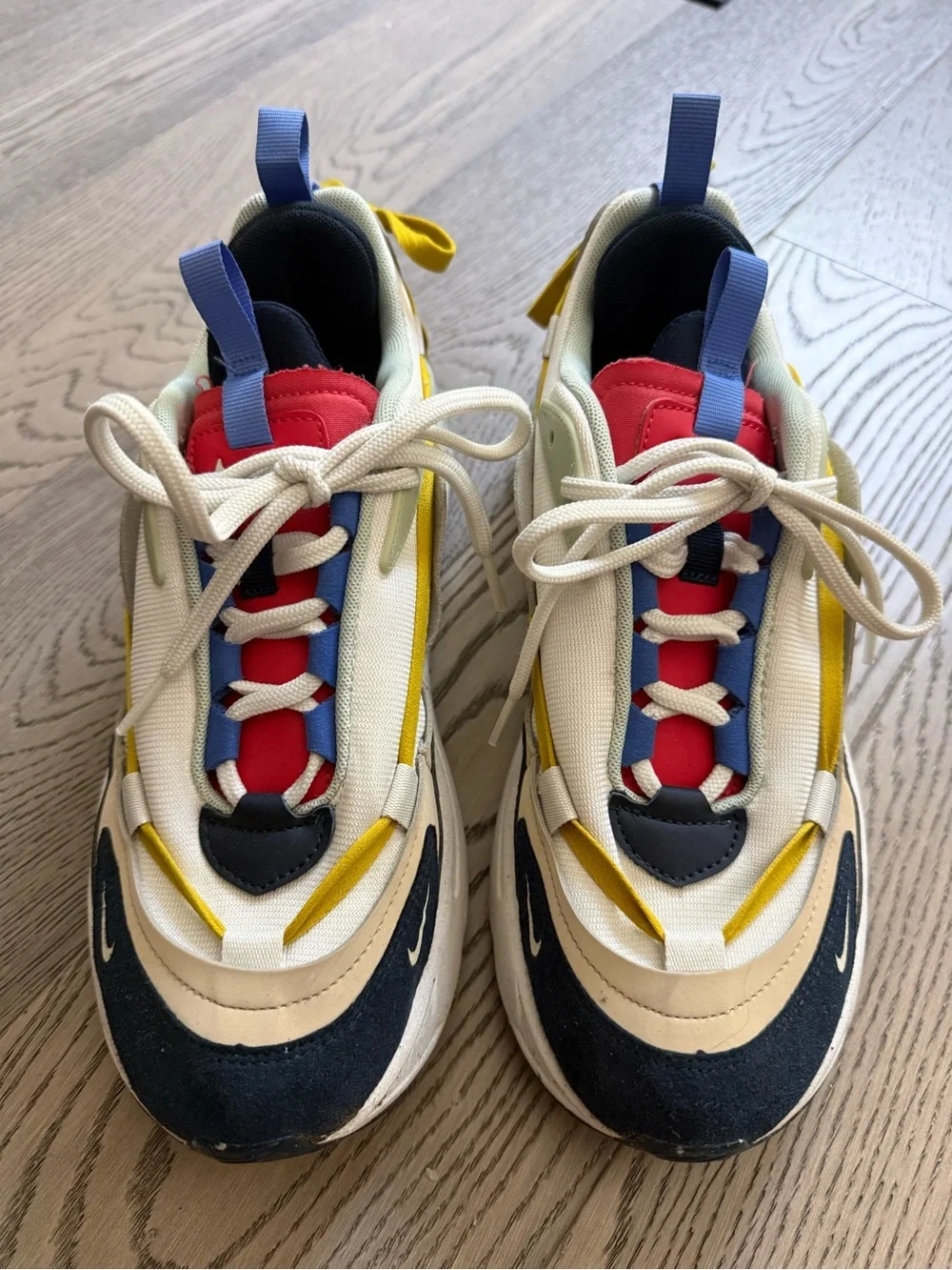 Nike Air Max Furyosa Women’s Sneaker - Summit White-Obsidian - Picture 5 of 9